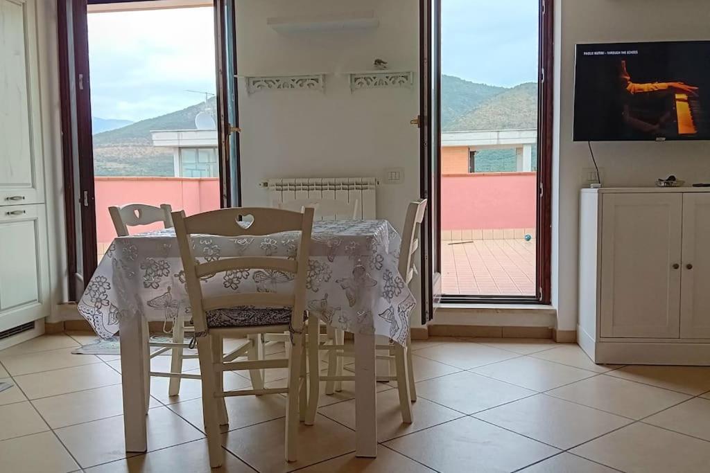 Tivoli, La Terrazza Di Bamby Διαμέρισμα Εξωτερικό φωτογραφία